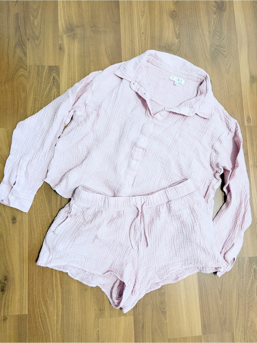 Lake Nantucket short set pajamas size small in carnation pink color - Picture 3 of 11